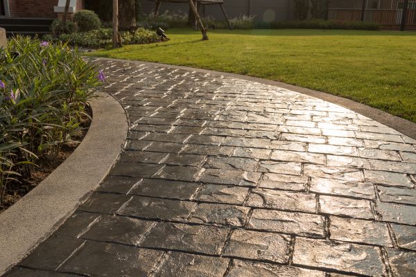 Cost of Patterned Concrete Service in Naples