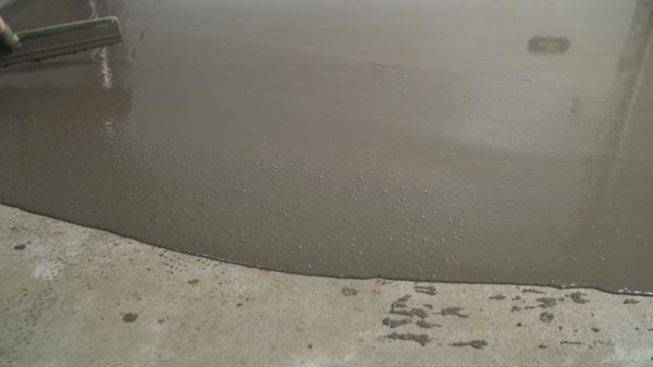 Cost of Overlay Installation in Naples