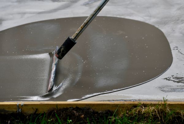 Cost of Driveway Overlaying in Naples